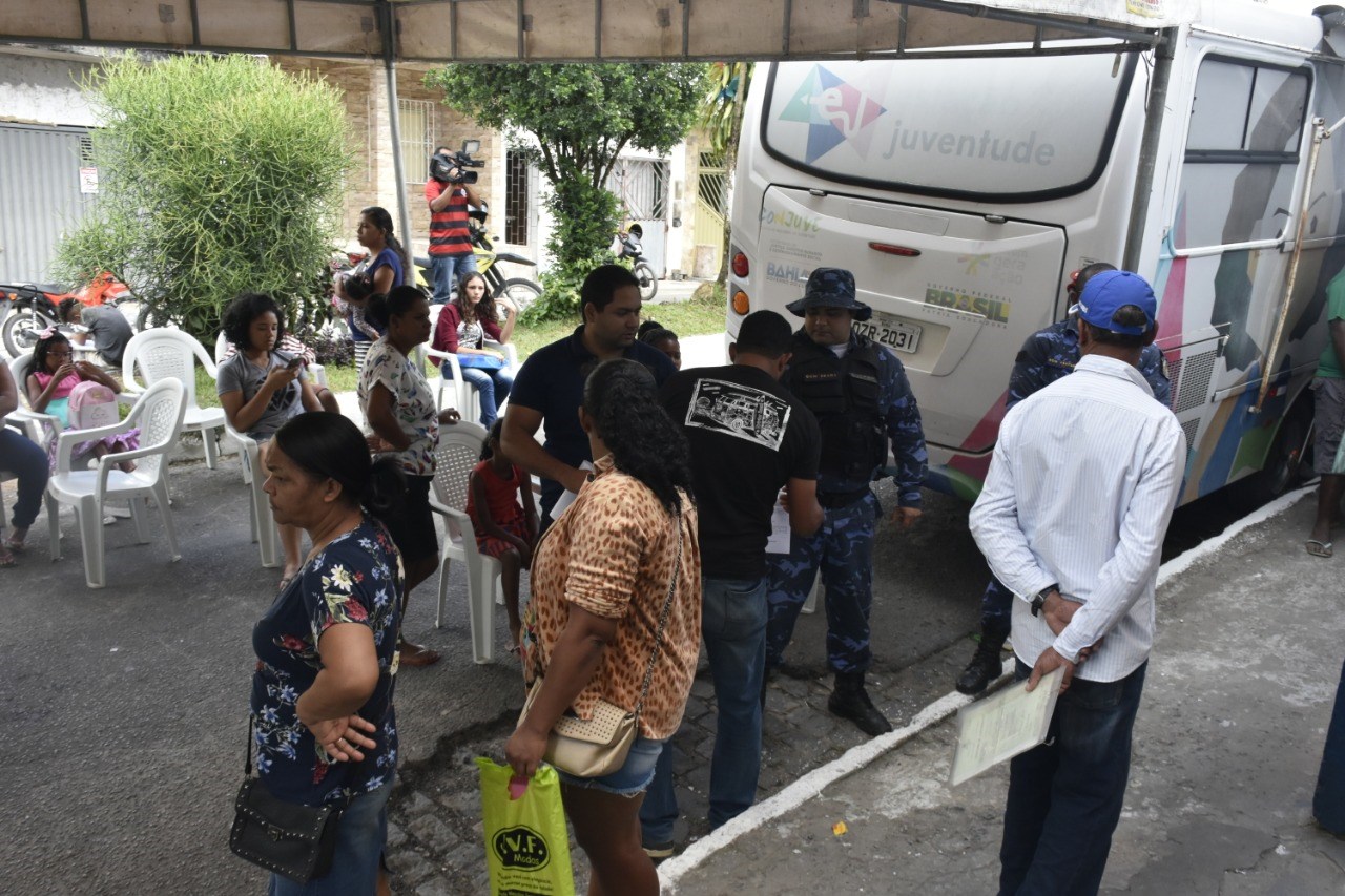 Camacã: Centenas de Pessoas são beneficiadas com a Caravana da Justiça Social

